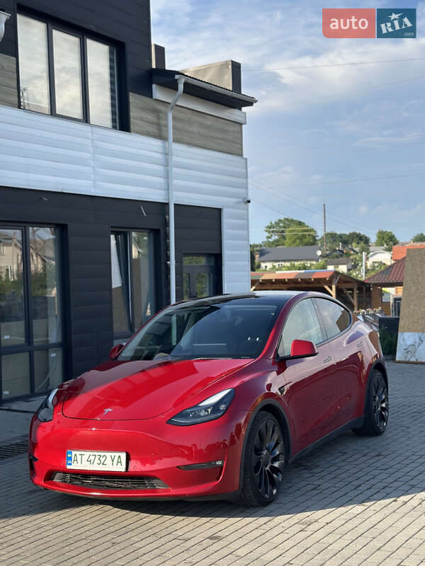 Позашляховик / Кросовер Tesla Model Y 2021 в 
