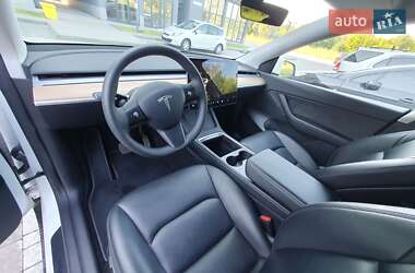 Внедорожник / Кроссовер Tesla Model Y 2021 в 