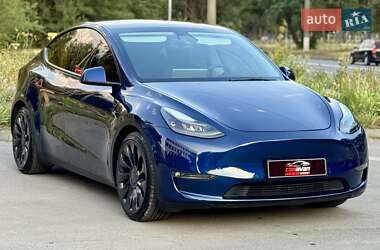 Tesla Model Y 2022