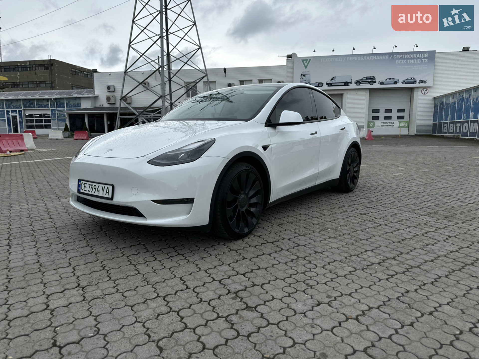 2022 Tesla Model Y - мініатюра 3
