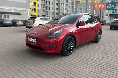 Позашляховик / Кросовер Tesla Model Y 2021 в 