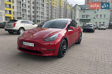 Позашляховик / Кросовер Tesla Model Y 2021 в 