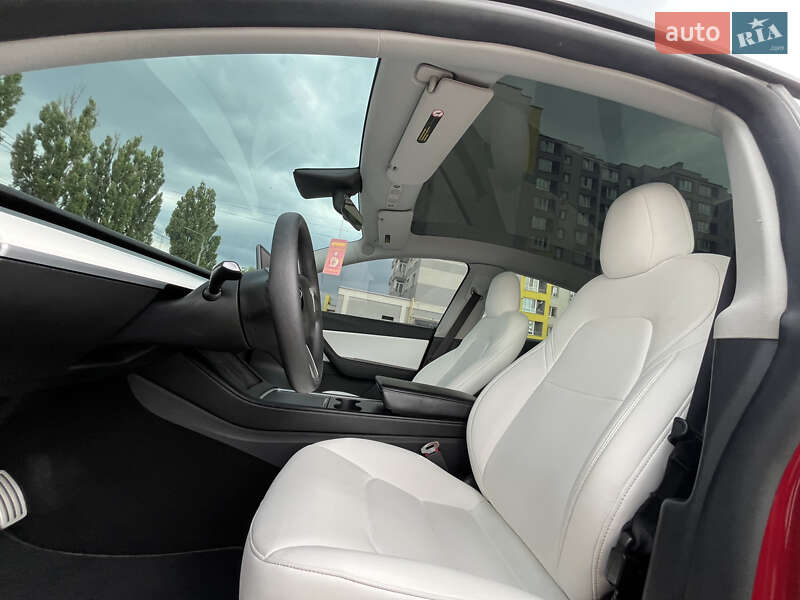 Внедорожник / Кроссовер Tesla Model Y 2021 в Виннице