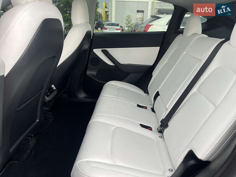 Внедорожник / Кроссовер Tesla Model Y 2021 в Виннице