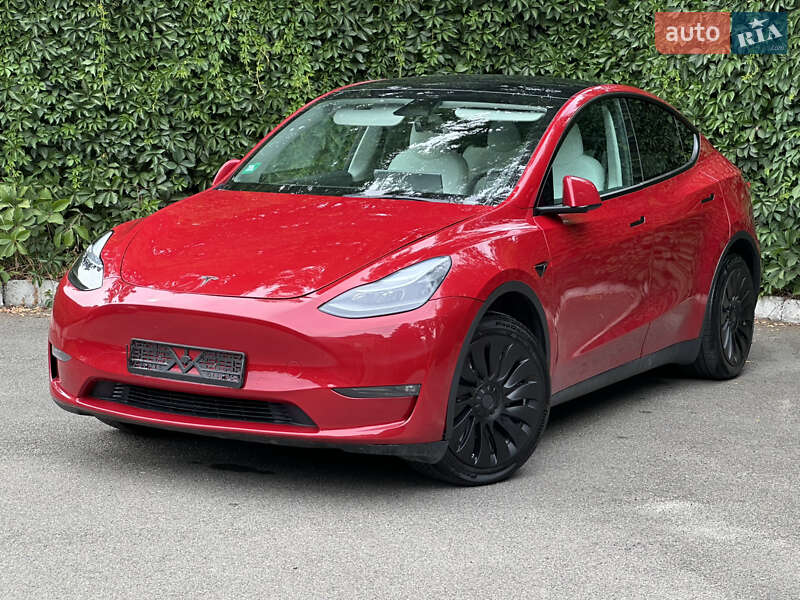 Позашляховик / Кросовер Tesla Model Y 2023 в Києві