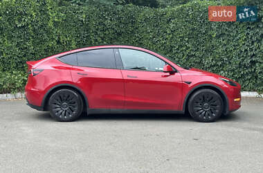 Позашляховик / Кросовер Tesla Model Y 2023 в 