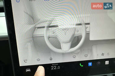 Позашляховик / Кросовер Tesla Model Y 2023 в 