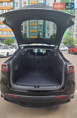 Позашляховик / Кросовер Tesla Model Y 2022 в 