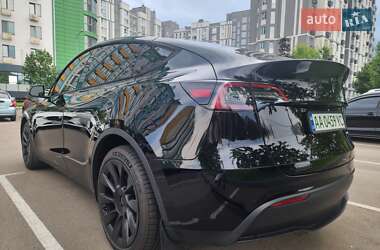 Позашляховик / Кросовер Tesla Model Y 2022 в 