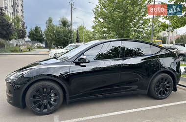 Позашляховик / Кросовер Tesla Model Y 2022 в 