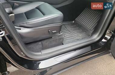 Позашляховик / Кросовер Tesla Model Y 2022 в 