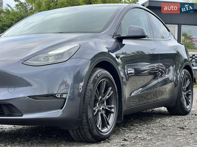 Внедорожник / Кроссовер Tesla Model Y 2022 в Луцке