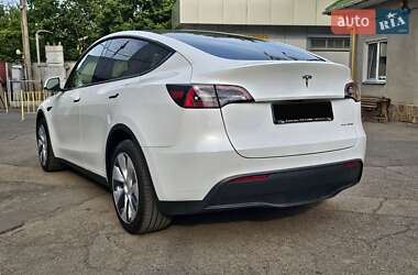 Позашляховик / Кросовер Tesla Model Y 2023 в 