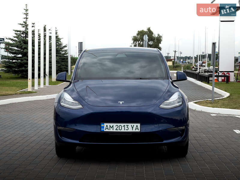 Tesla Model Y 2022