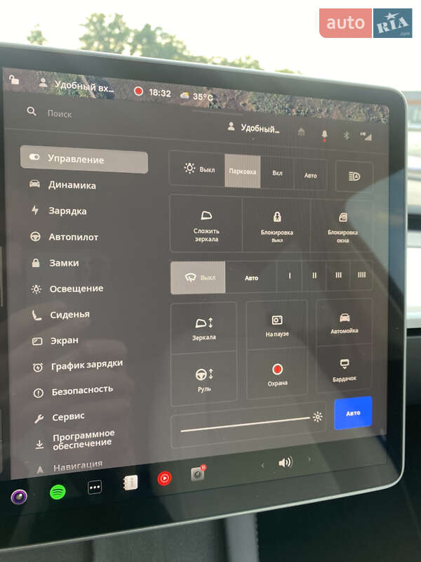 Внедорожник / Кроссовер Tesla Model Y 2023 в Киеве