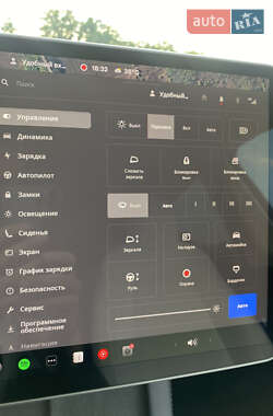 Внедорожник / Кроссовер Tesla Model Y 2023 в 