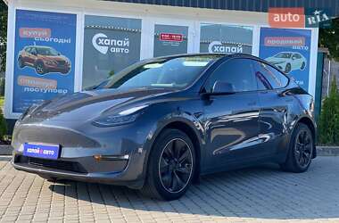 Tesla Model Y 2022
