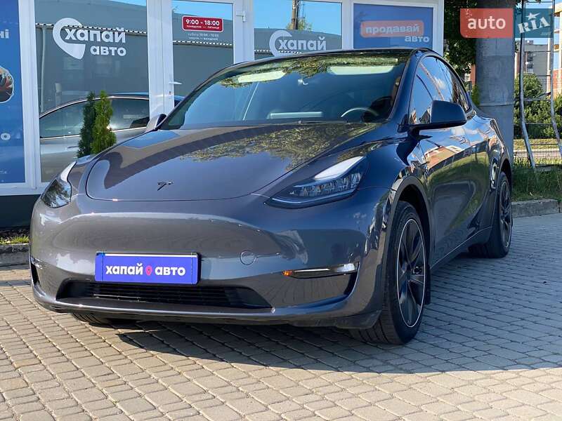 Позашляховик / Кросовер Tesla Model Y 2022 в Львові
