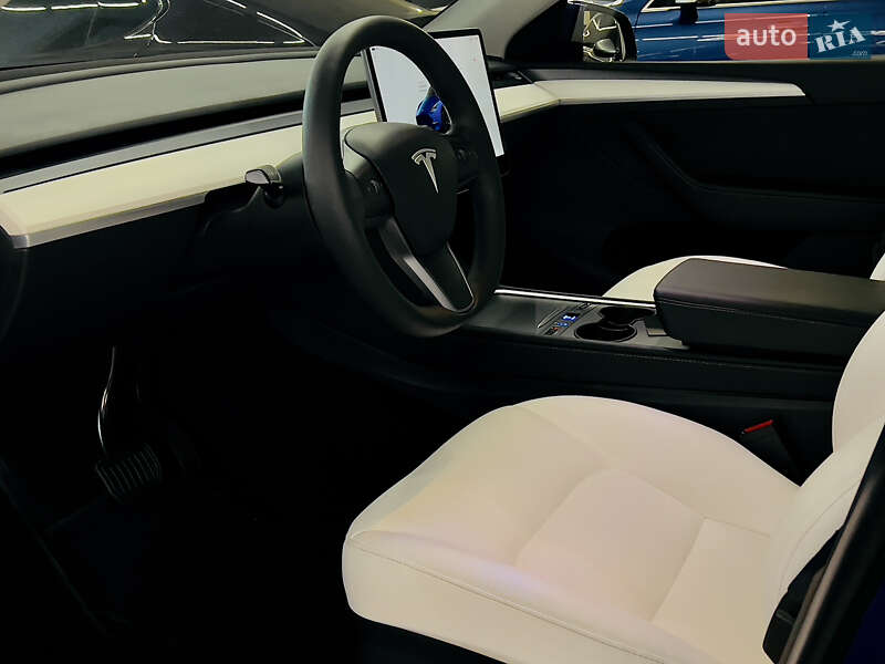 Внедорожник / Кроссовер Tesla Model Y 2023 в Николаеве