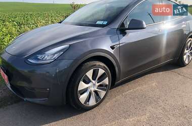 Tesla Model Y 2021