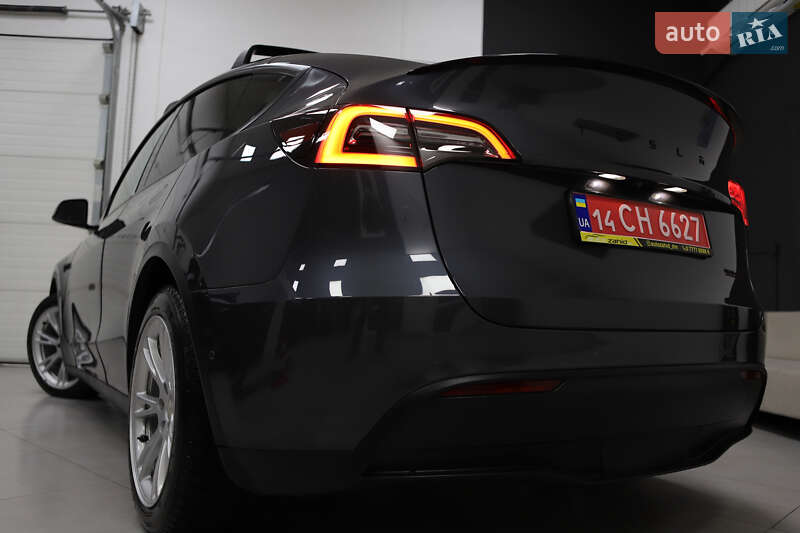 Внедорожник / Кроссовер Tesla Model Y 2021 в Дрогобыче