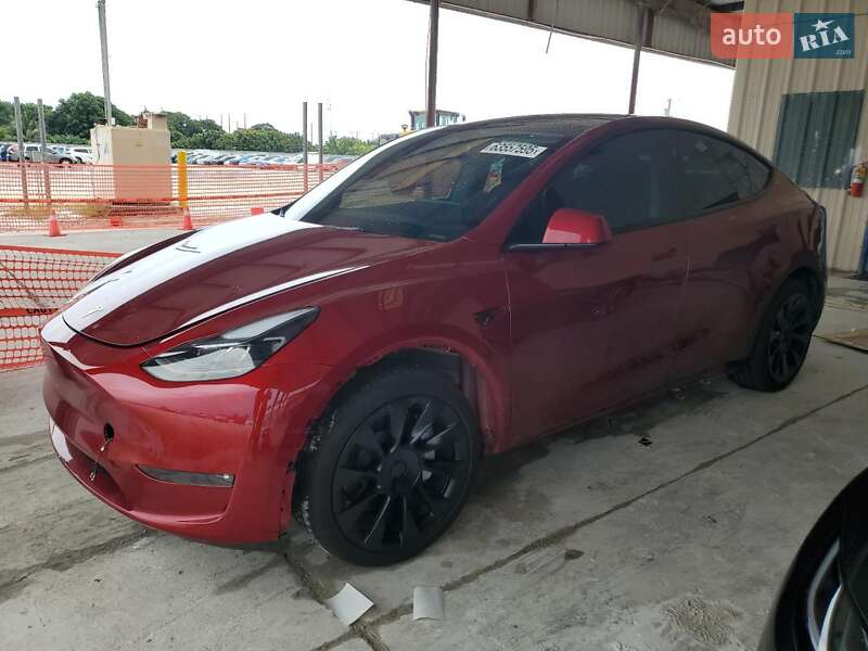 Внедорожник / Кроссовер Tesla Model Y 2023 в 