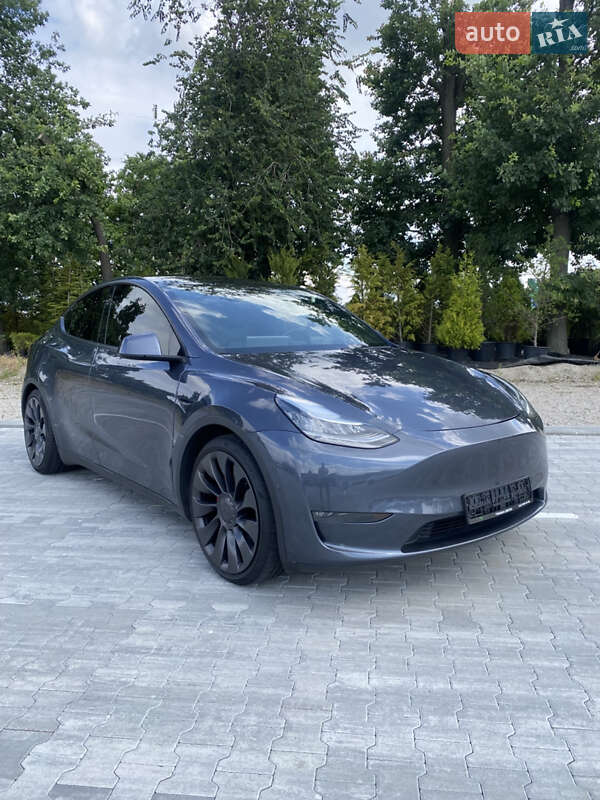 Внедорожник / Кроссовер Tesla Model Y 2020 в 