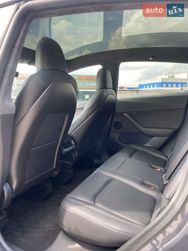 Позашляховик / Кросовер Tesla Model Y 2020 в Києві