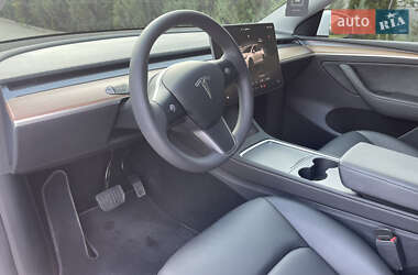 Позашляховик / Кросовер Tesla Model Y 2023 в 