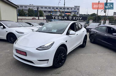 Внедорожник / Кроссовер Tesla Model Y 2022 в Киеве