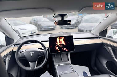 Внедорожник / Кроссовер Tesla Model Y 2022 в 