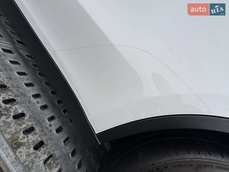 Внедорожник / Кроссовер Tesla Model Y 2022 в Ровно