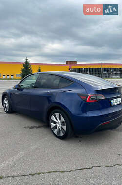 Позашляховик / Кросовер Tesla Model Y 2020 в 