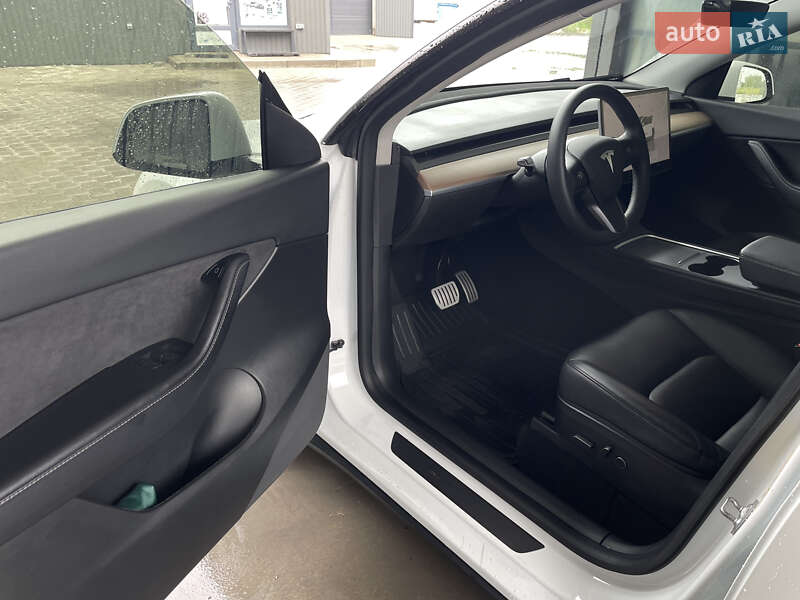 Внедорожник / Кроссовер Tesla Model Y 2022 в Львове фото 7 Внедорожник / Кроссовер Tesla Model Y 2022 в Львове