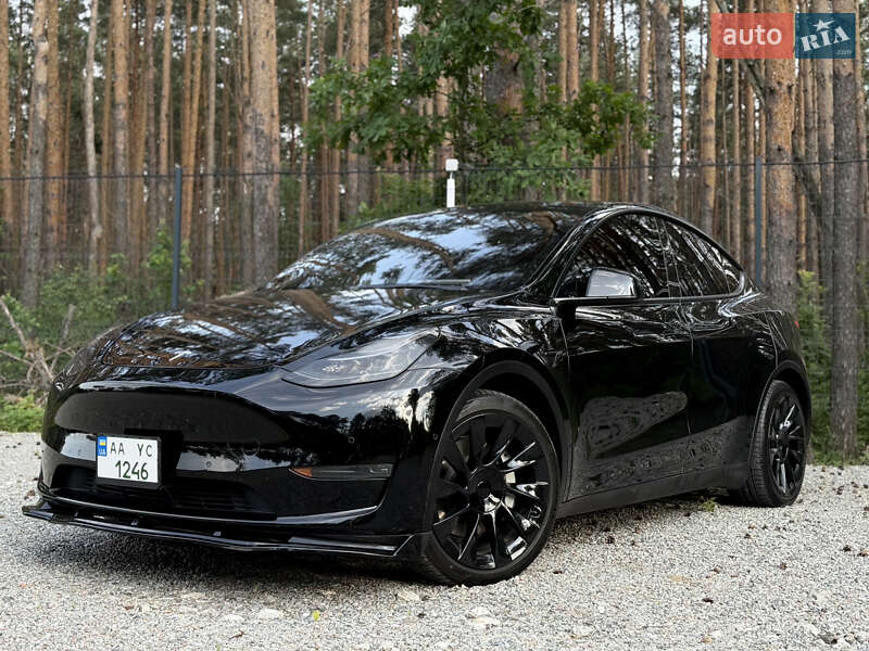 Внедорожник / Кроссовер Tesla Model Y 2021 в Гостомеле