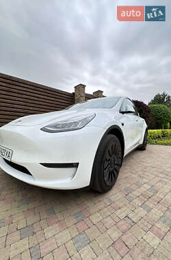 Позашляховик / Кросовер Tesla Model Y 2022 в Харкові