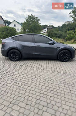 Внедорожник / Кроссовер Tesla Model Y 2021 в 