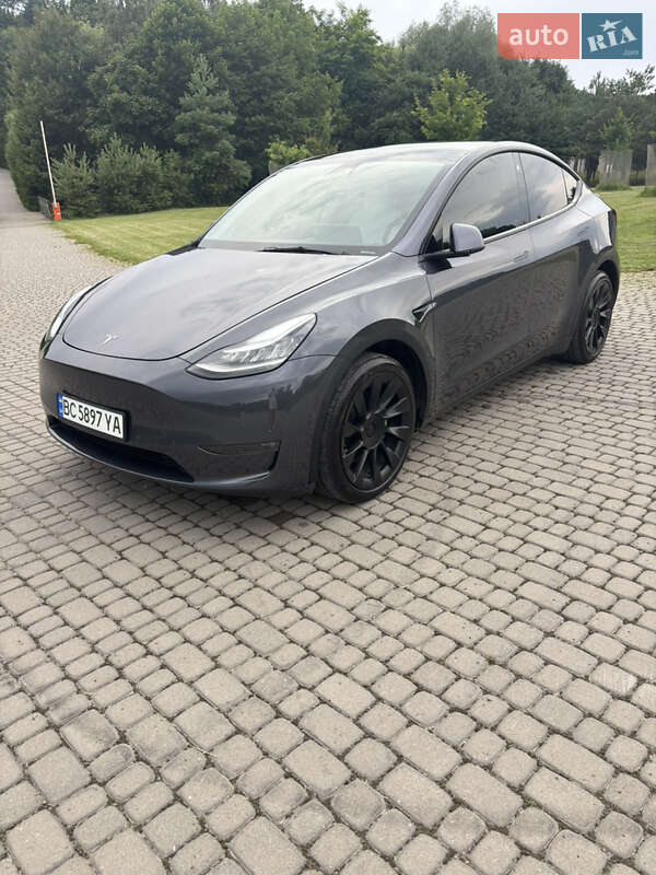 Внедорожник / Кроссовер Tesla Model Y 2021 в 