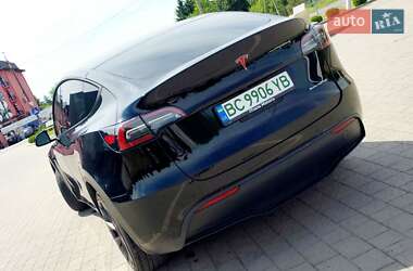 Внедорожник / Кроссовер Tesla Model Y 2021 в 