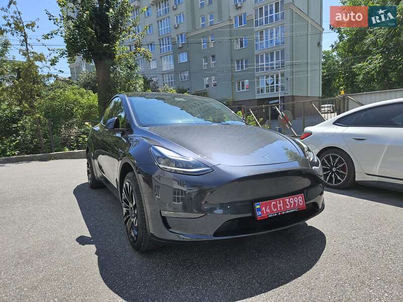 Позашляховик / Кросовер Tesla Model Y 2024 в Тернополі