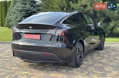 Внедорожник / Кроссовер Tesla Model Y 2024 в 