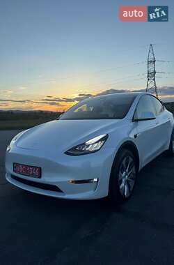 Tesla Model Y 2023 Tesla Model Y 2023