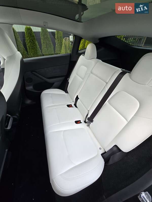 Внедорожник / Кроссовер Tesla Model Y 2024 в Рованцах фото 3 Внедорожник / Кроссовер Tesla Model Y 2024 в Рованцах