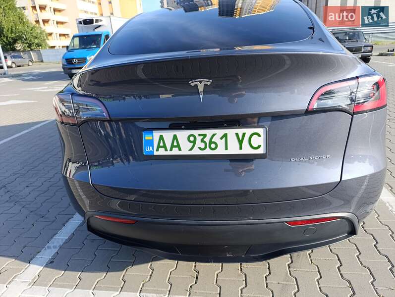 Внедорожник / Кроссовер Tesla Model Y 2023 в Киеве