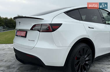 Внедорожник / Кроссовер Tesla Model Y 2023 в 