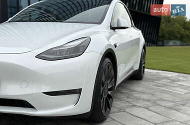 Внедорожник / Кроссовер Tesla Model Y 2023 в 