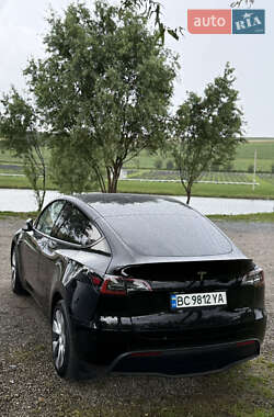 Внедорожник / Кроссовер Tesla Model Y 2021 в 