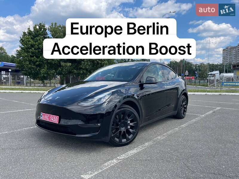 Tesla Model Y 2023