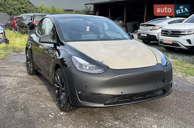 Внедорожник / Кроссовер Tesla Model Y 2022 в 