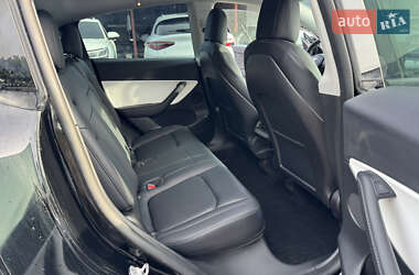Внедорожник / Кроссовер Tesla Model Y 2022 в 